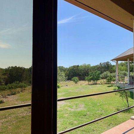 Scenic Hill Country Retreat - Rhino Ranch Villa New Braunfels Exterior photo