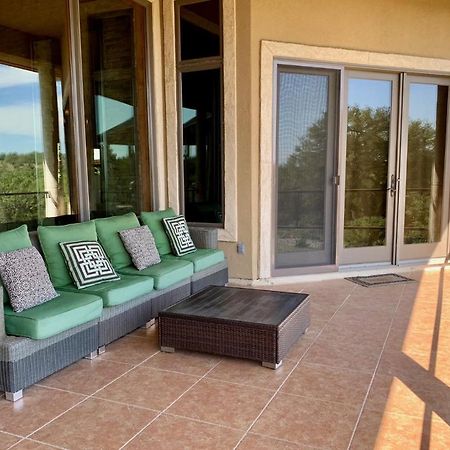 Scenic Hill Country Retreat - Rhino Ranch Villa New Braunfels Exterior photo