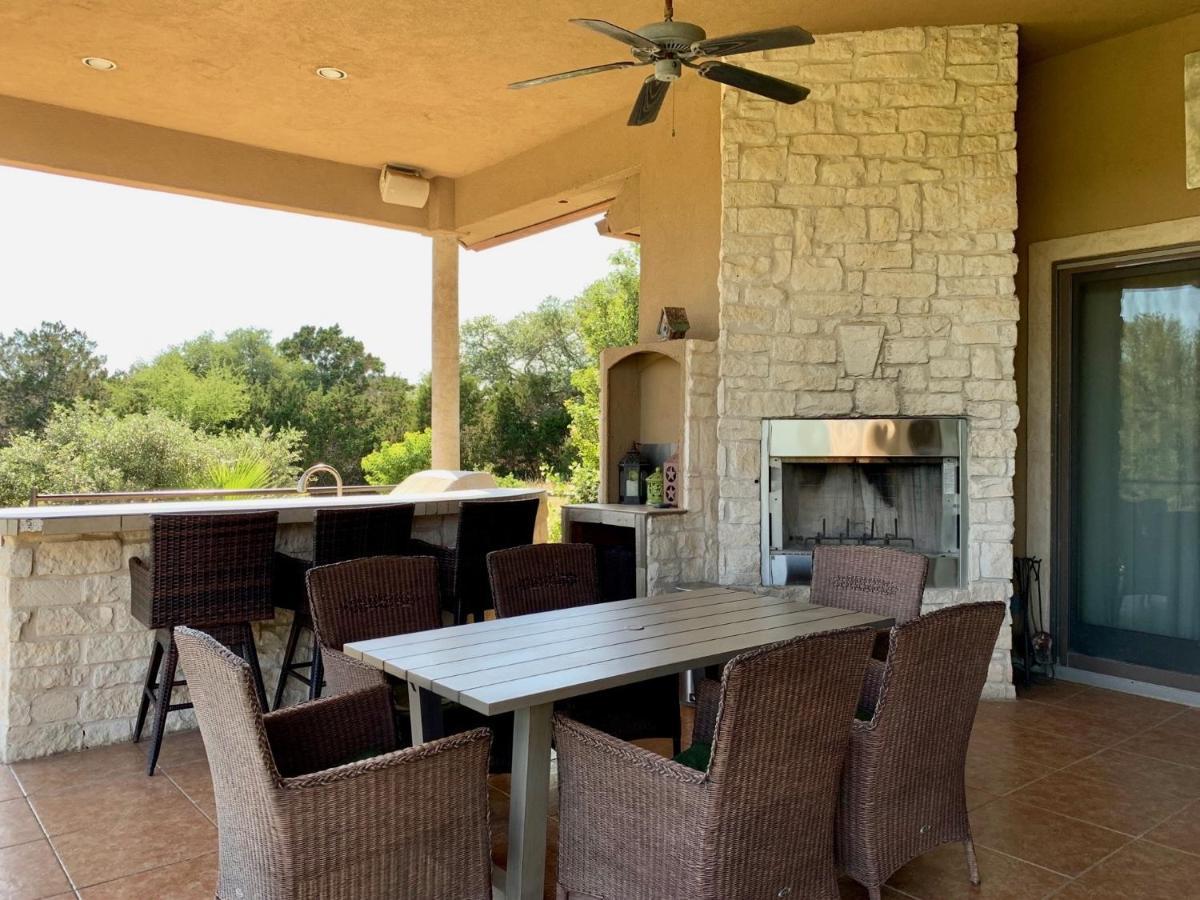 Scenic Hill Country Retreat - Rhino Ranch Villa New Braunfels Exterior photo
